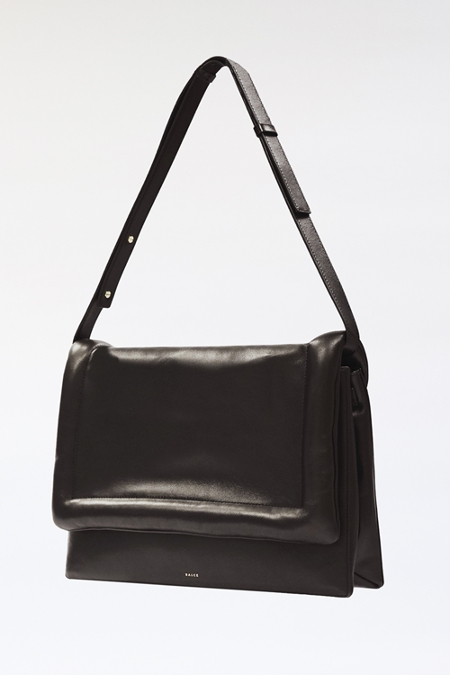 ester XL one tone chocolate lateral