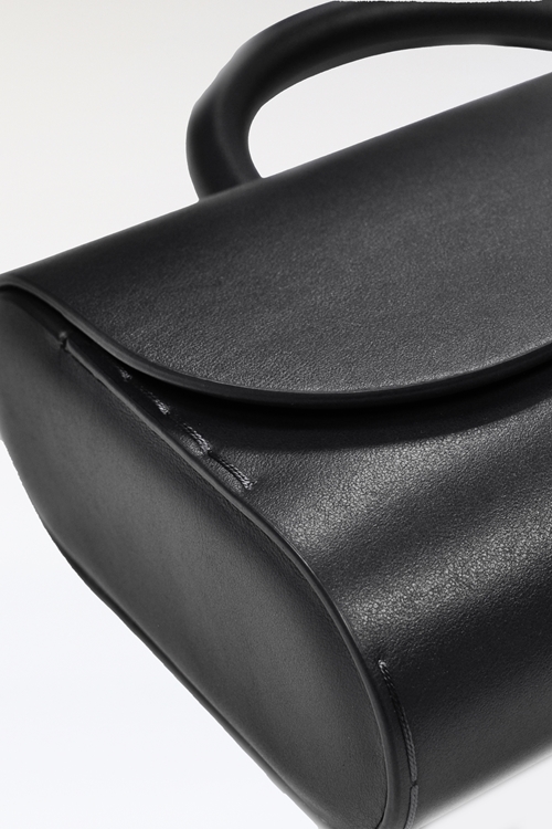 pitus big one tone black detail 2