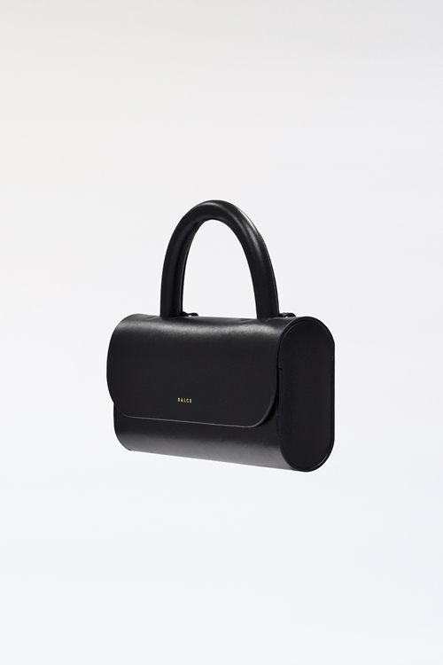 pitus medium one tone black lateral