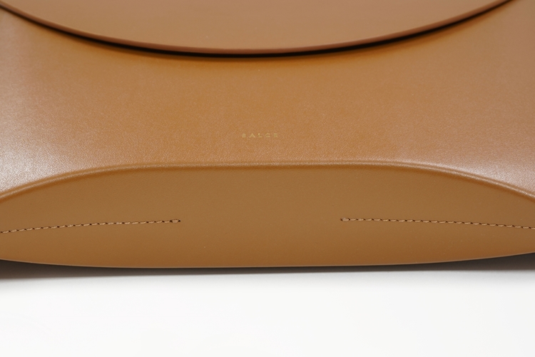 aida xl one tone light brown detail 2