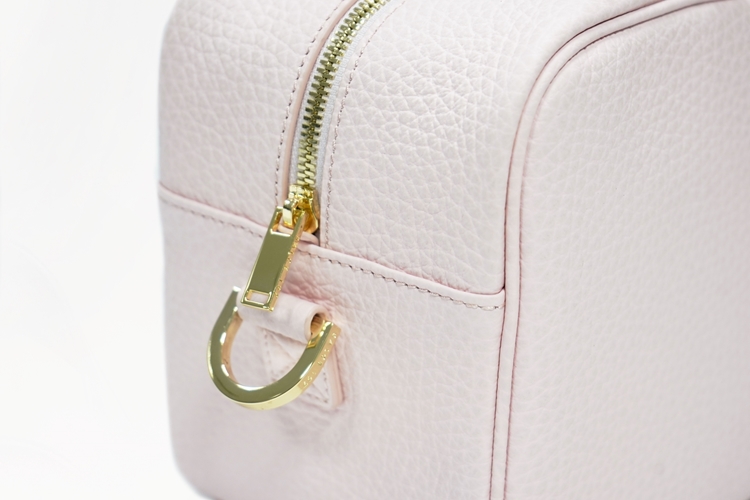 arisa one tone pink detail 1