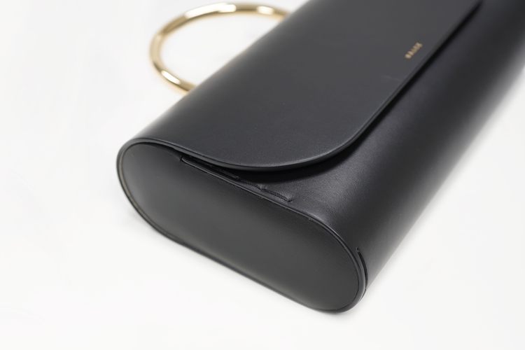 pitus big metal black detail