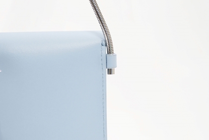 anouk chain one tone sky back