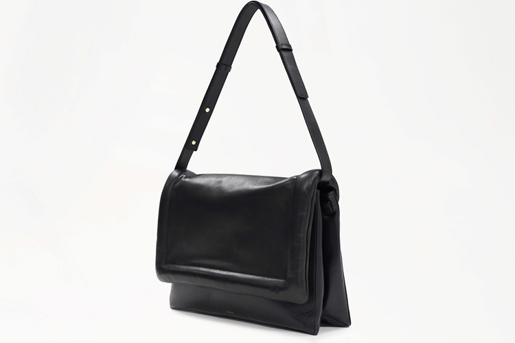 ester XL one tone black lateral