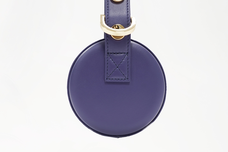 pipe small one tone detail