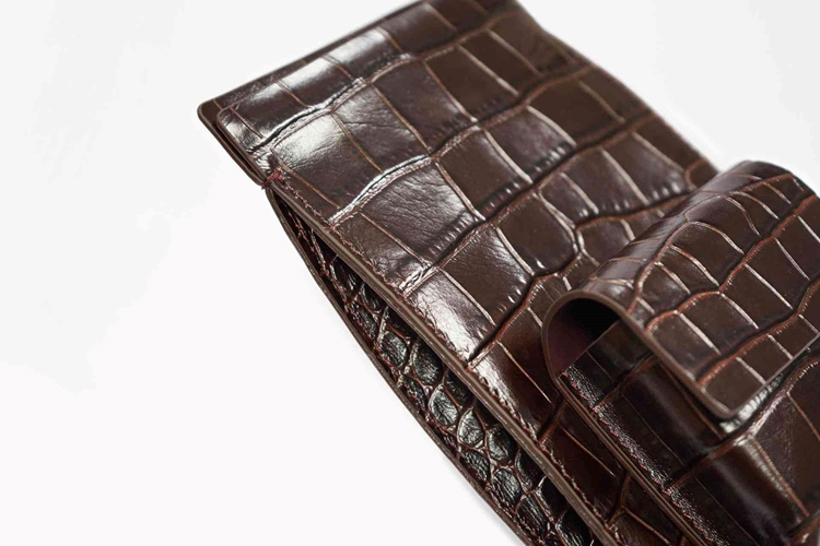 fei cocco burgundy detail