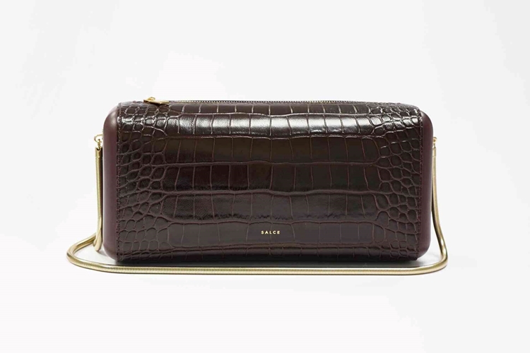 squeeze baguette cocco burgundy detail